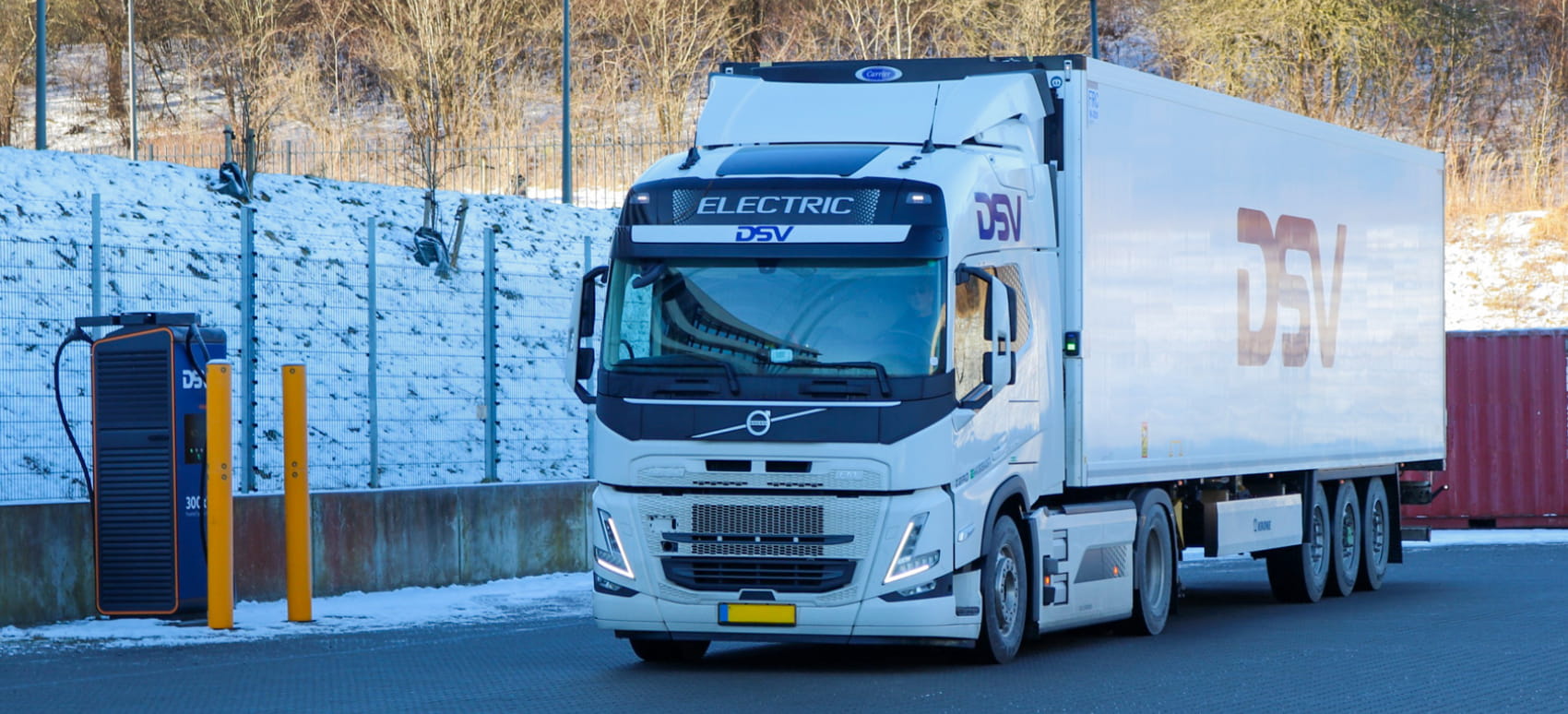 DSV ellastbil ved DSV ladestander